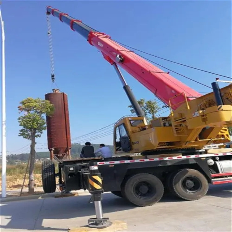 崇仁县专业吊车租赁多少钱