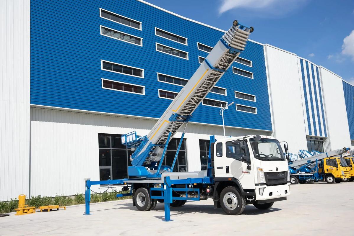 崇仁县小型云梯车上料车租赁多少钱